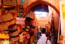 Se perdre dans un souk marocain